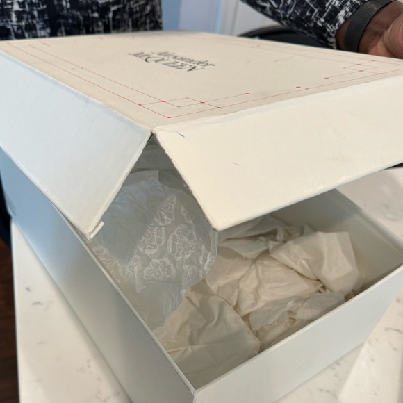 Alexander McQueen Court Sneakers, size 39.5 (US size 9) - Picture 11 of 12